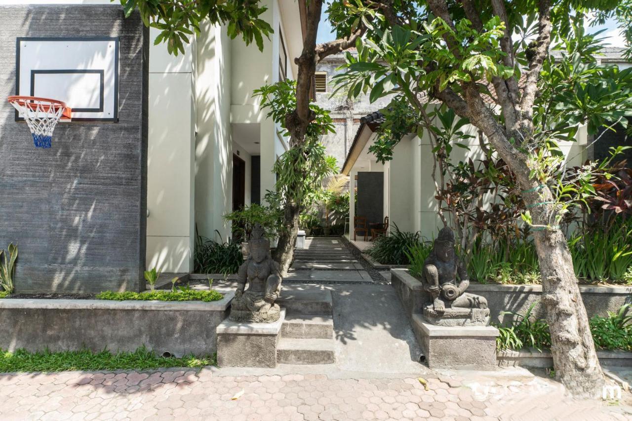 Legian Village Beach Resort - Chse Certified Екстер'єр фото